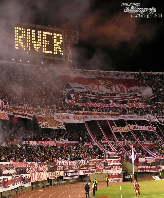 River Plate vs Liga Universitaria de Quito (LIB 2005) 11